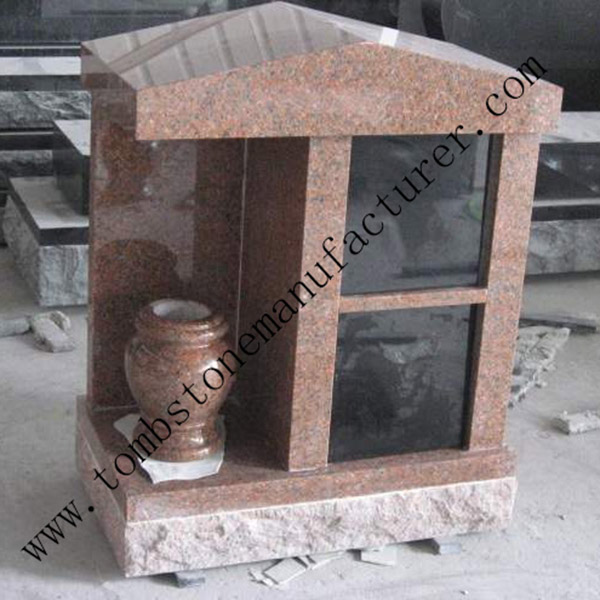 columbarium with vase3